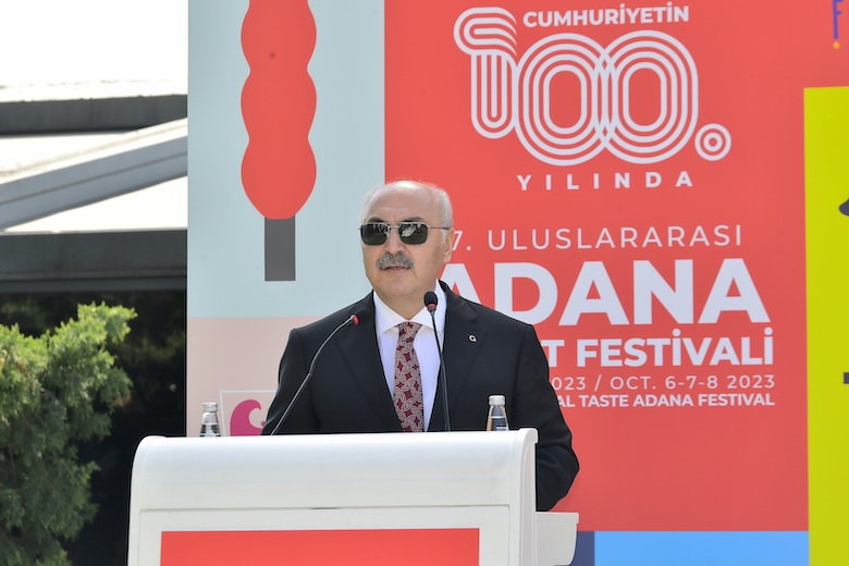 Oteller tıklım tıklım, THY ek seferler düzenledi